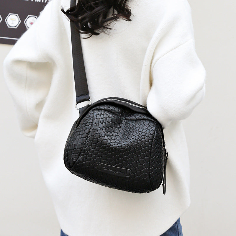 MARIZ | CHIC LIGHWEIGHT SHELL CROSSBODY BAG