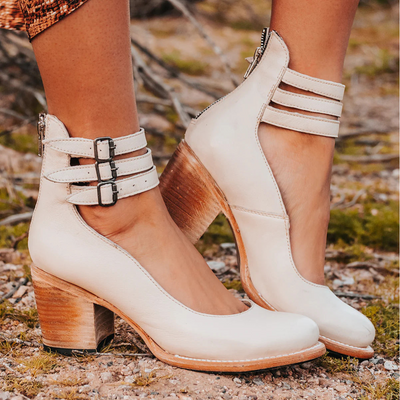 VINTAGE LEATHER STRAP HEELS