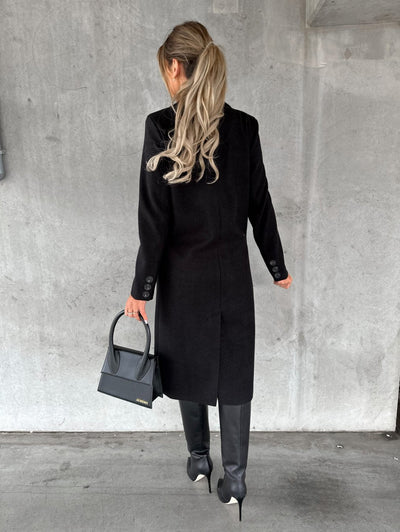 Jolie | Timeless Coat